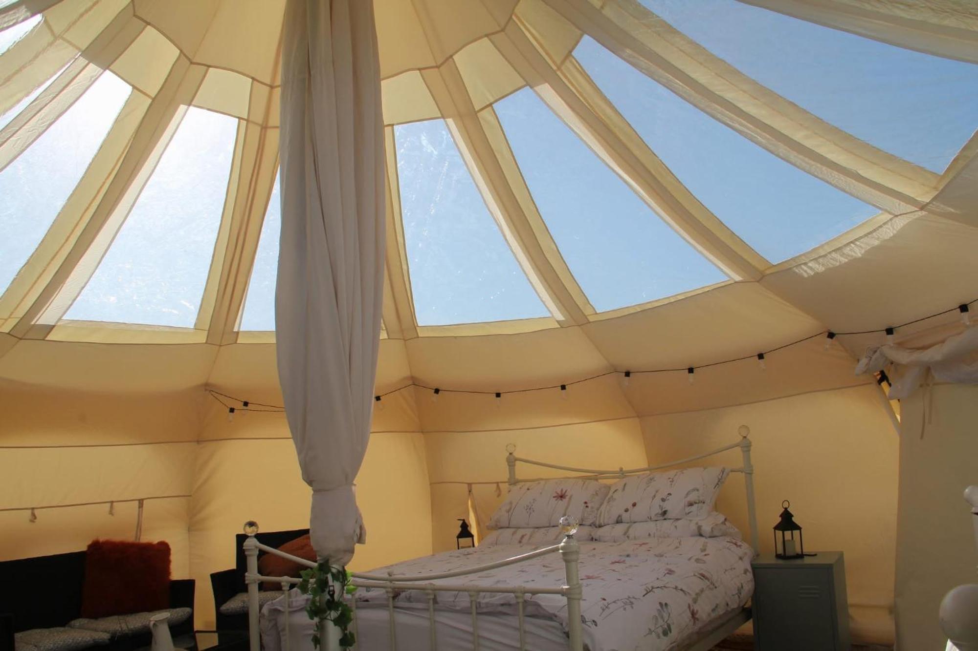 Tal-Y-Fan Farm 6M Stargazer Tent Бридженд Екстериор снимка